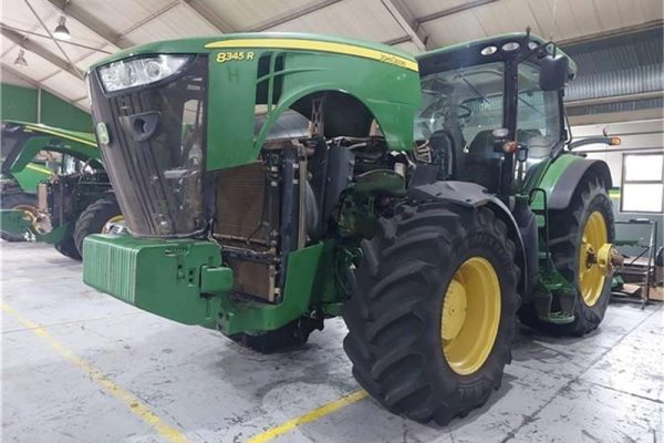 John Deere 8345R 2