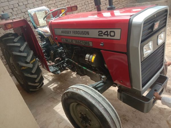massey feguson240 2